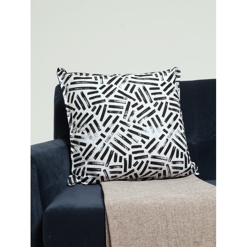 Cross Hatch Scatter Cushion - Black