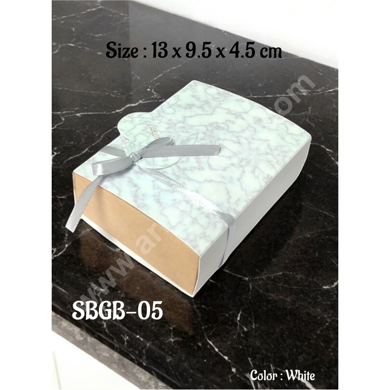 CAKE DECOR Goodie Bag For Hampers | Chocolate Box Hamper Box 10 Pcs Pack - White SBGB-05-W