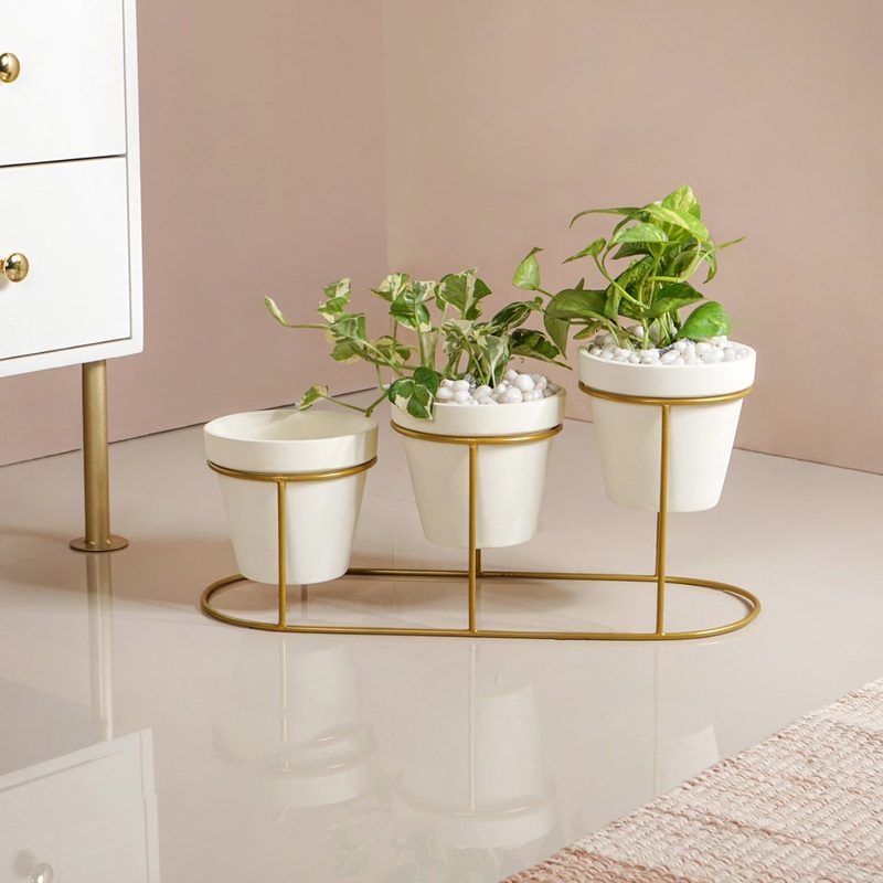 TerraGold Planters With Metal Stand Cream White