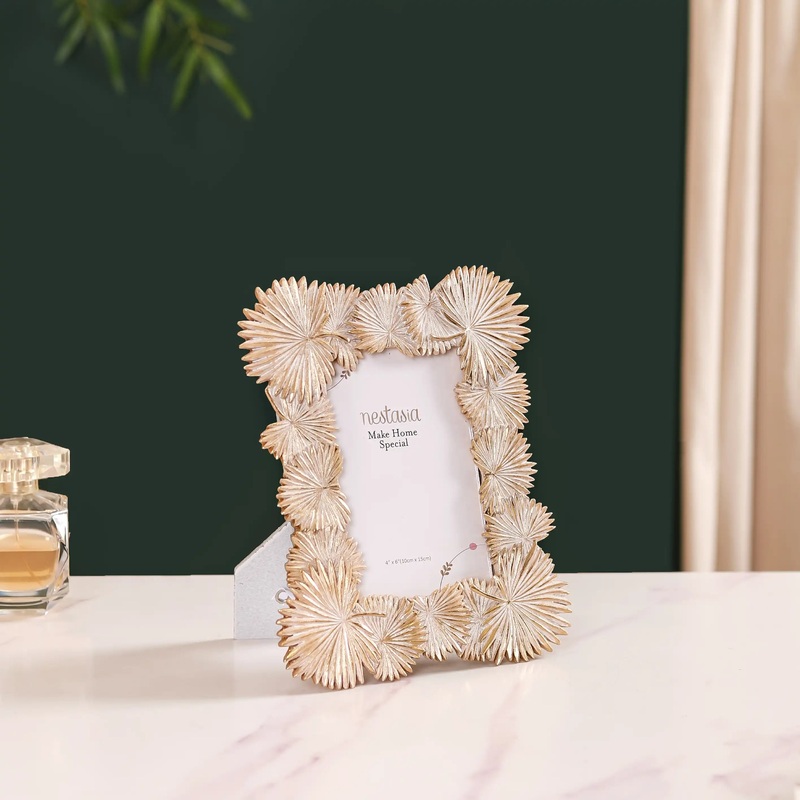 Fan Palm Decor Frame Gold Small 9"x7"
