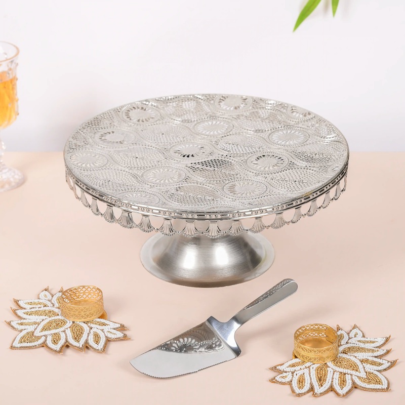 Gleaming Gift Hamper Set of 4