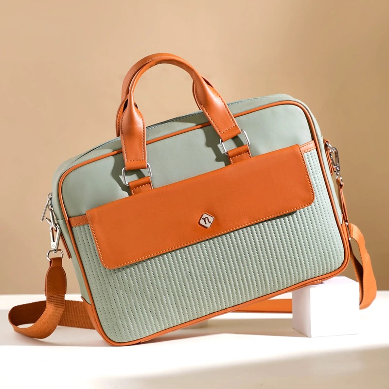 La Fusion Vegan Leather Laptop Organiser Bag 14" x 10"