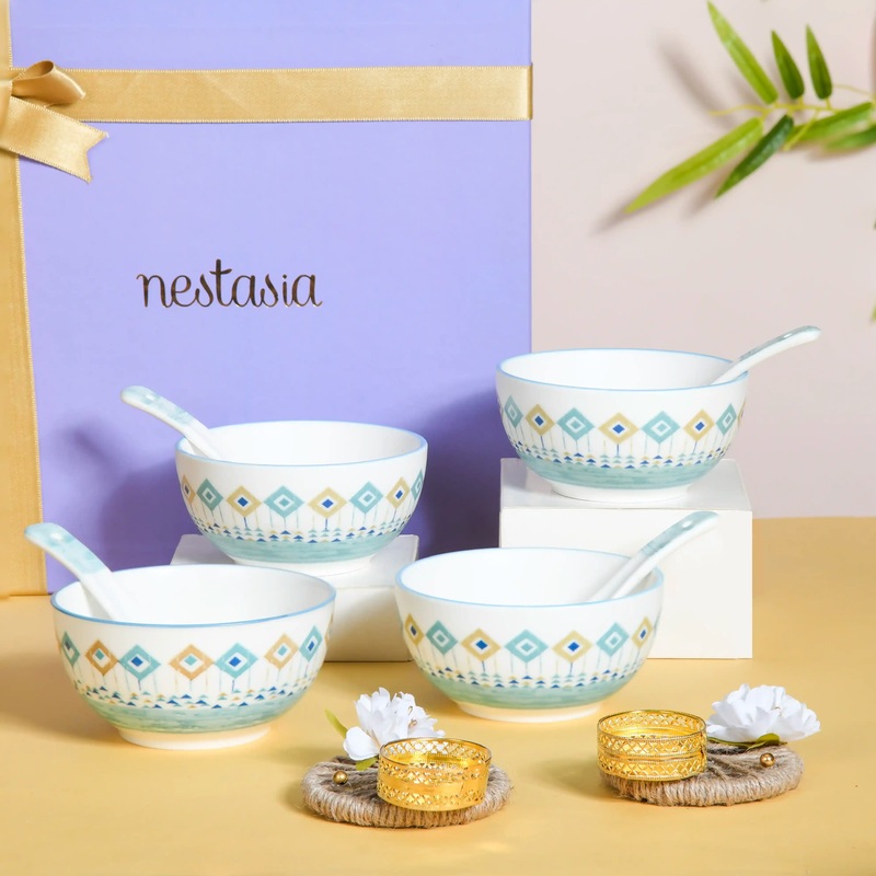 Timeless Tableware & Tealights Gift Set of 11