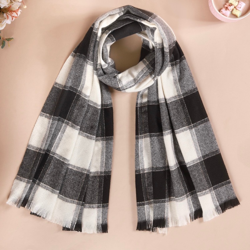 Black And White Plaid Scarf