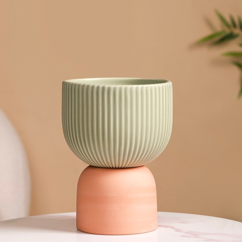 Earthy Flower Vase