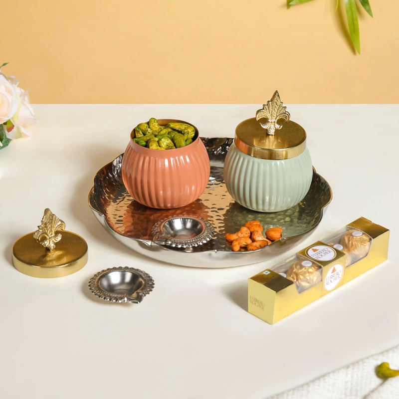 Treats Tradition Gift Hamper Set of 7