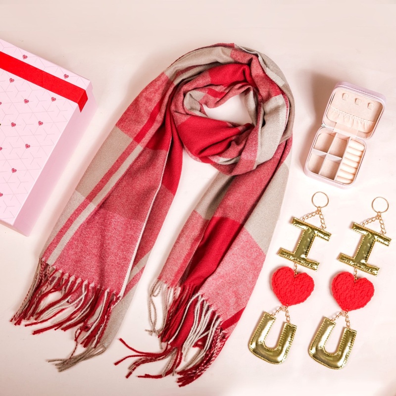 Chic Vanity Affair Gift Hamper Set Of 4