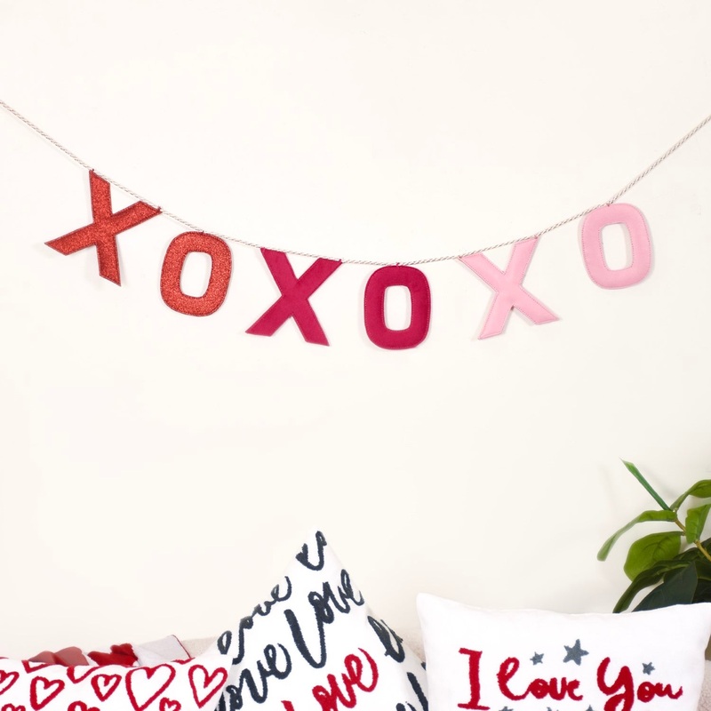 XOXO Ombre Bunting For Wall Decoration Multicolour 78 Inch