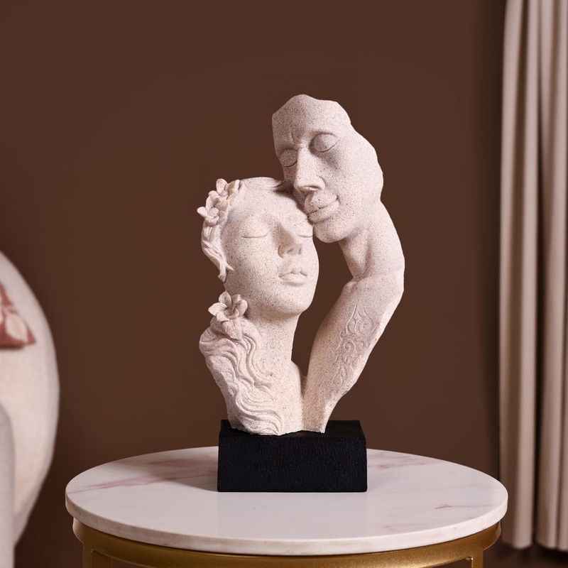 Stone Finish Warm Embrace Couple Figurine For Home Decor