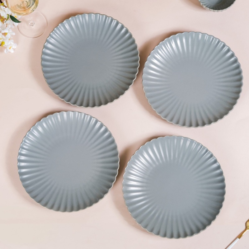 Grey Scallop Dinner Plates Set Of 4 10 Inch
