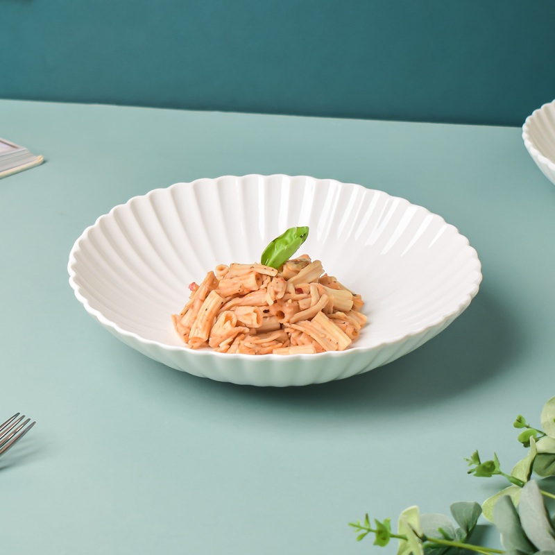Riona Ribbed Ceramic Pasta Dish White 9 Inch