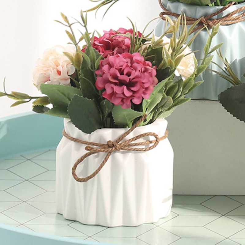 FLORA Vase with Flowers - white