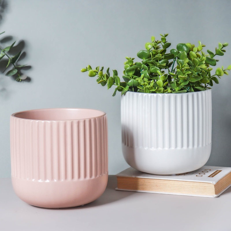 Ribbed Flower Pot