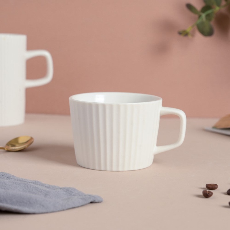 Snow White Ribbed Teacup 150 ml