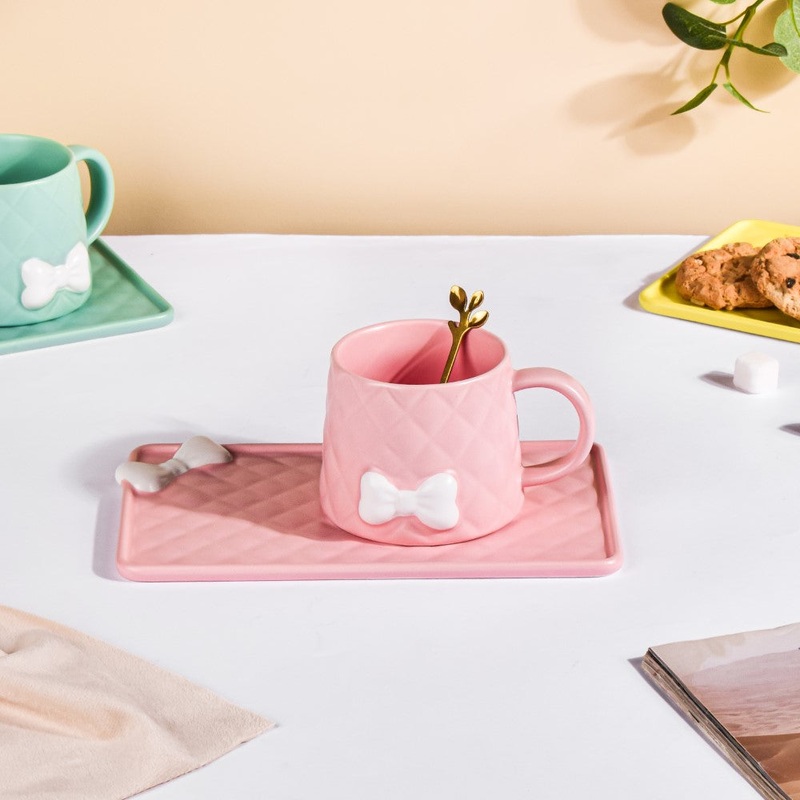 Bow Cup With Rectangular Plate Pink 260 ml