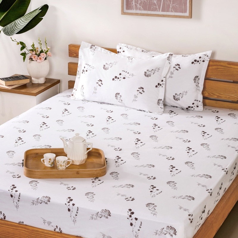Chrysanthemum 180 TC Pure Cotton Bedsheet And Pillowcase Set Green King Size 275x275 cm