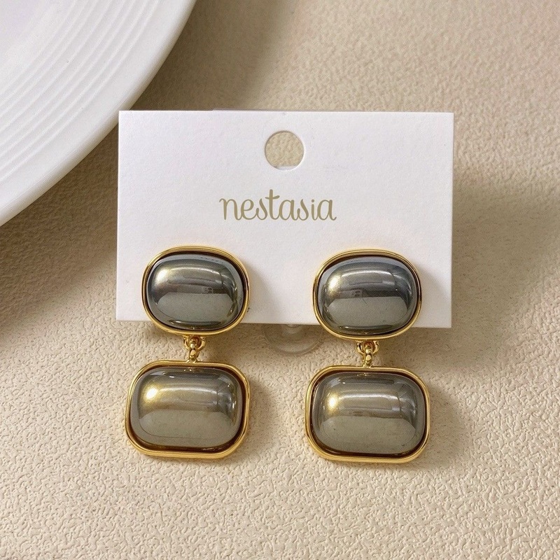 Vintage Ethereal Earrings Grey