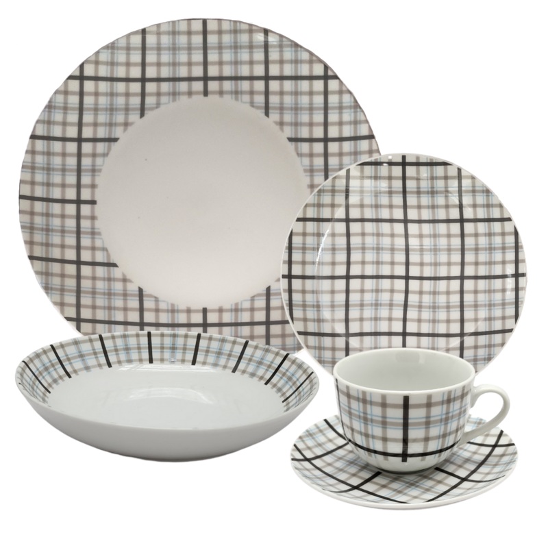 20 Piece Plaids Us Play Dinner Set