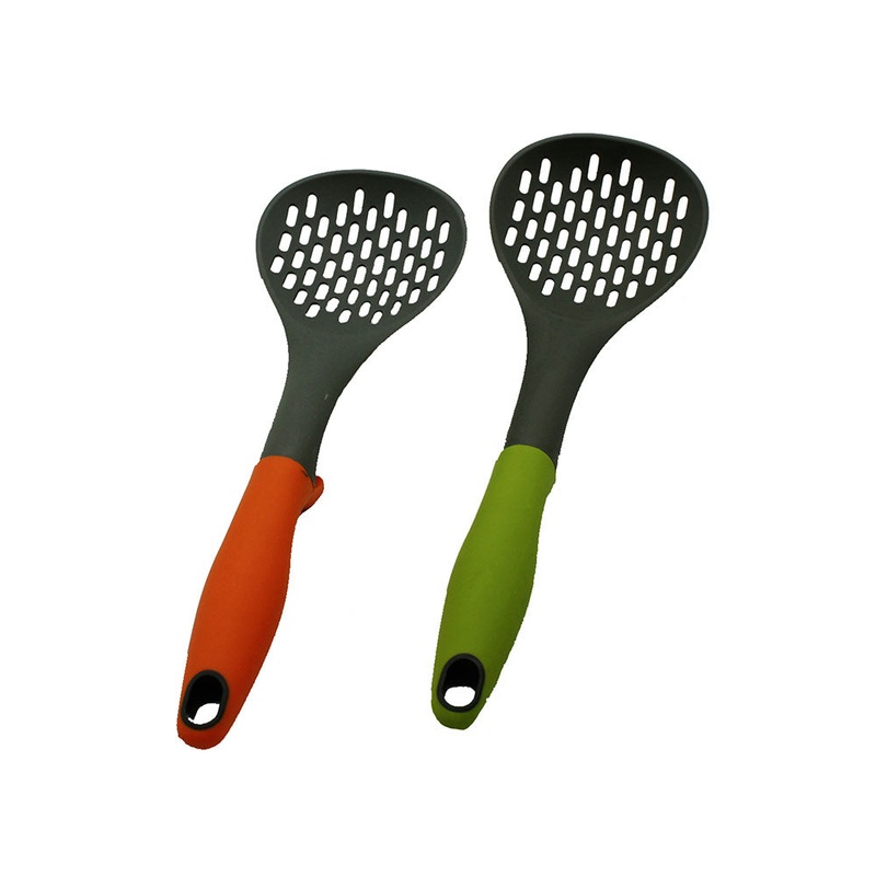 32cm Plastic Skimmer With Colour Handle