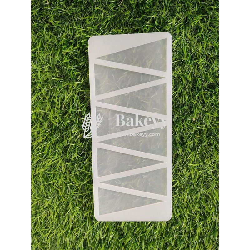 8 Cavity Triangle Shape Pattern Garnishing Sheet