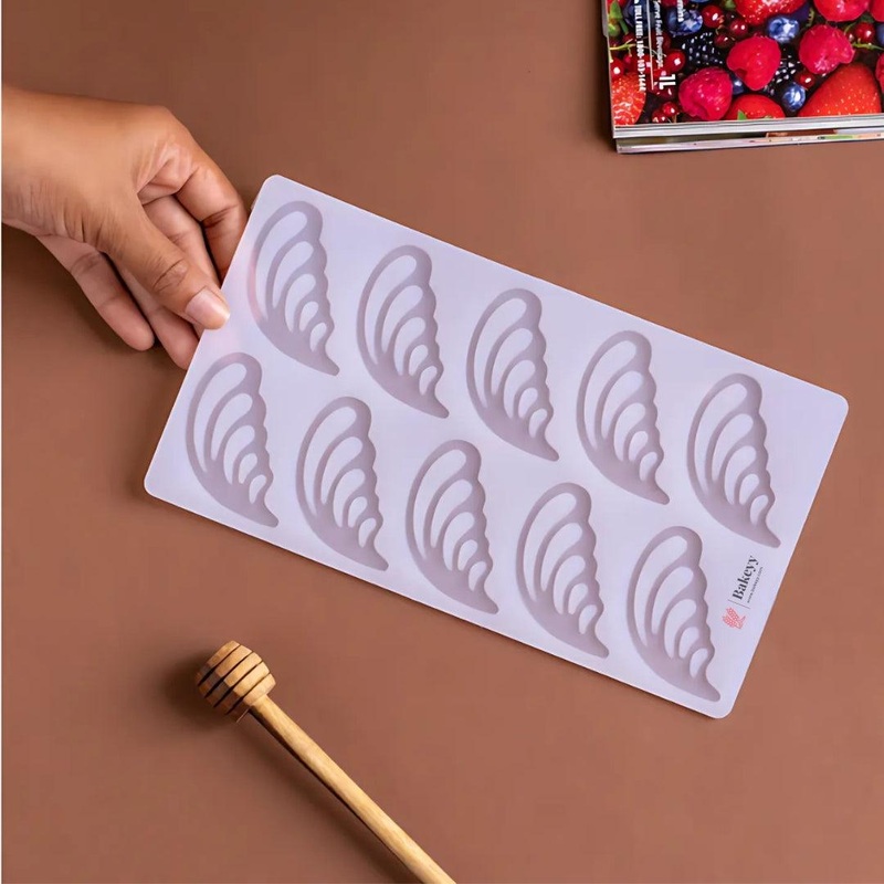 10 Cavity Feather Design Chocolate Silicon Garnishing Sheet| 1 Piece