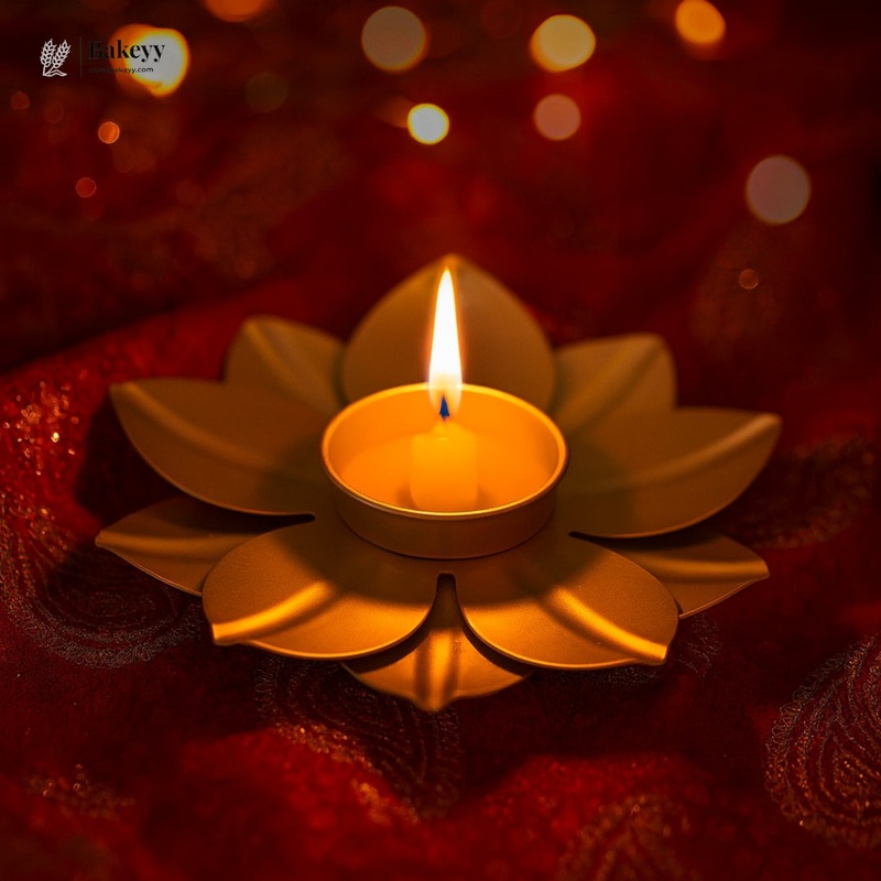 Leaf Design Candle Holder | 1 Piece